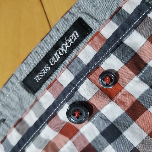 The Scarecrow, a red, orange, black & white cotton  checkered button-down shirt - Picture 15 of 15